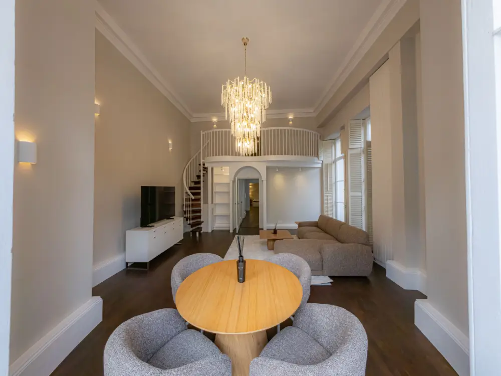 Interior painting and decorating